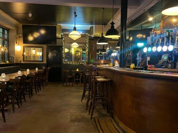 Best Sports Bars in London - The Perseverance