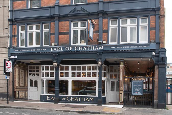 Best Sports Bars in London - The Earl of Chatham