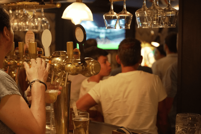 Best Sports Bars in Paris - MONK La Taverne de Cluny