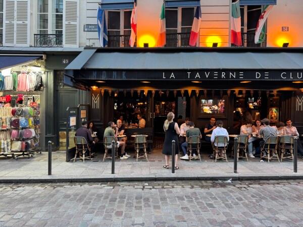 Best Sports Bars in Paris - MONK La Taverne de Cluny