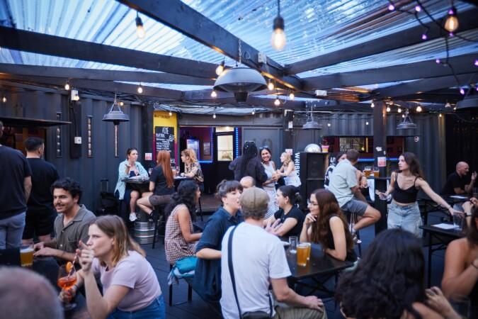 Best Sports Bars in London - 40ft Brewery Dalston