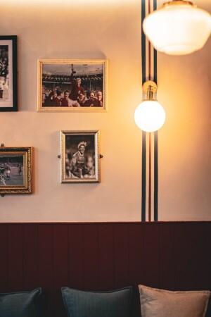 Best Sports Bars in London - The Bull & Egret Covent Garden