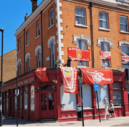 Best Sports Bars in London - The Drayton