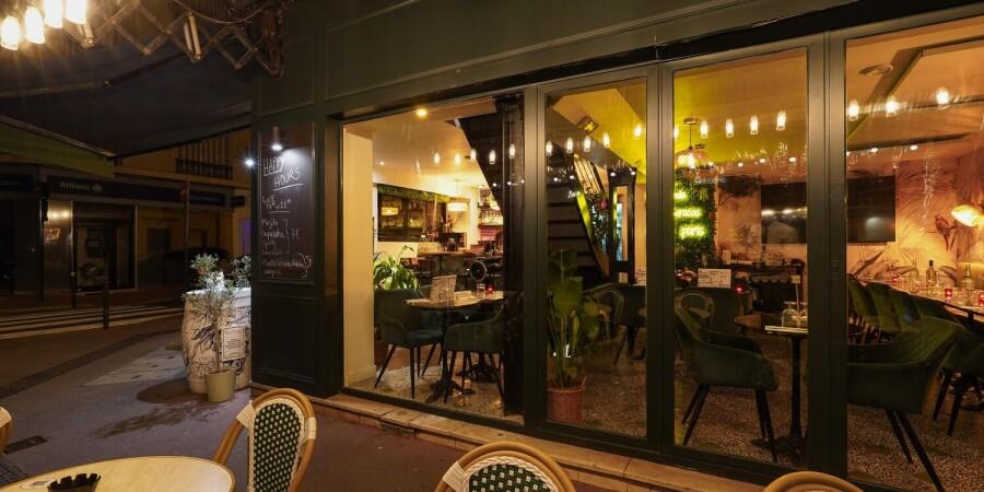 Best Sports Bars in Levallois-Perret - Caracas