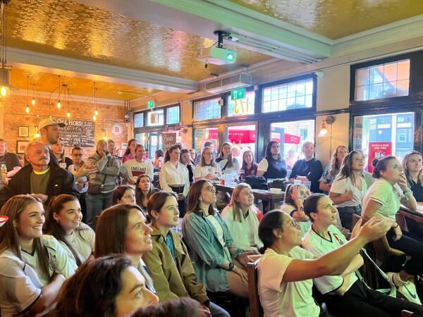 Best Sports Bars in London - The Coach & Horses