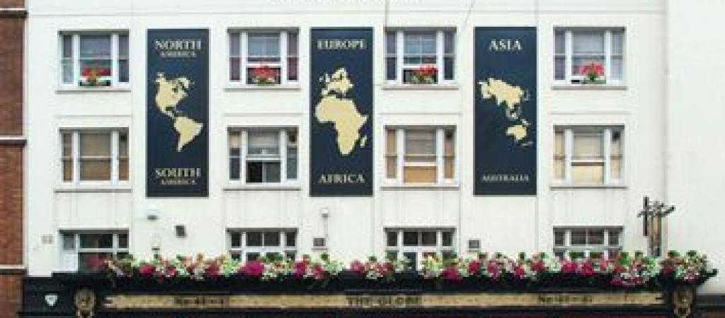Best Sports Bars in London - Globe
