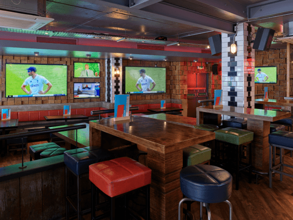Best Sports Bars in Leeds - BOX Headingley