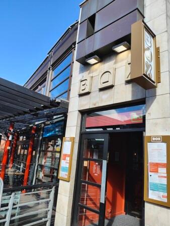 Best Sports Bars in Leeds - BOX Headingley