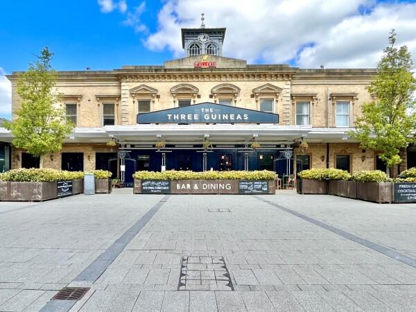 Best Sports Bars in Reading - Three Guineas