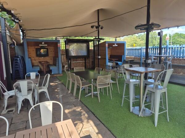 Best Sports Bars in Stevenage - Draper Arms Stevenage