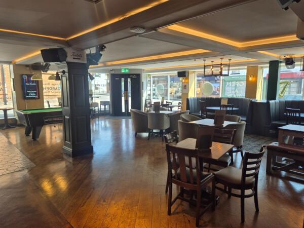 Best Sports Bars in Stevenage - Draper Arms Stevenage
