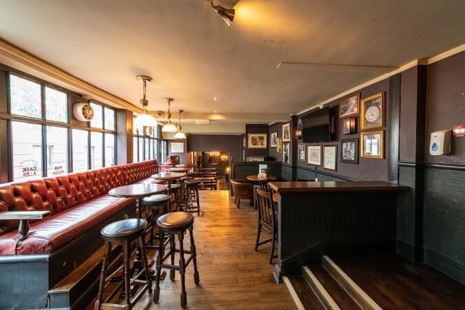 Best Sports Bars in London - The Dickens Tavern