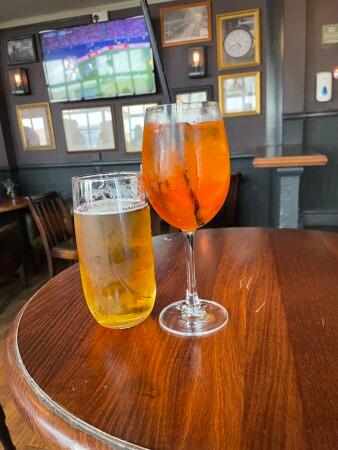 Best Sports Bars in London - The Dickens Tavern