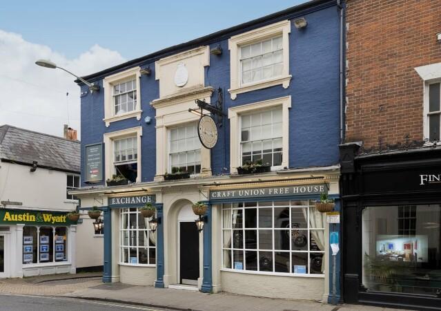 Best Sports Bars in Winchester - Exchange