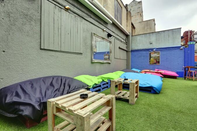 Best Sports Bars in Brighton - Walkabout Brighton