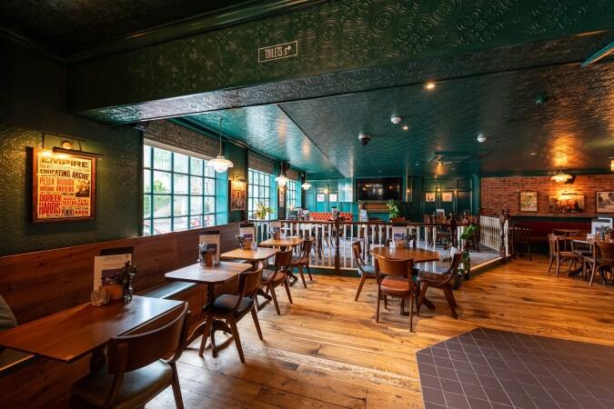 Best Sports Bars in London - Packhorse & Talbot - CHISWICK HOME OF SPORT