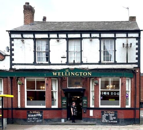 Best Sports Bars in Southport - Wellington Hotel