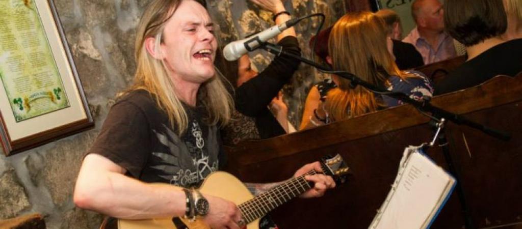 Best Sports Bars in Aberdeen - Malones Aberdeen