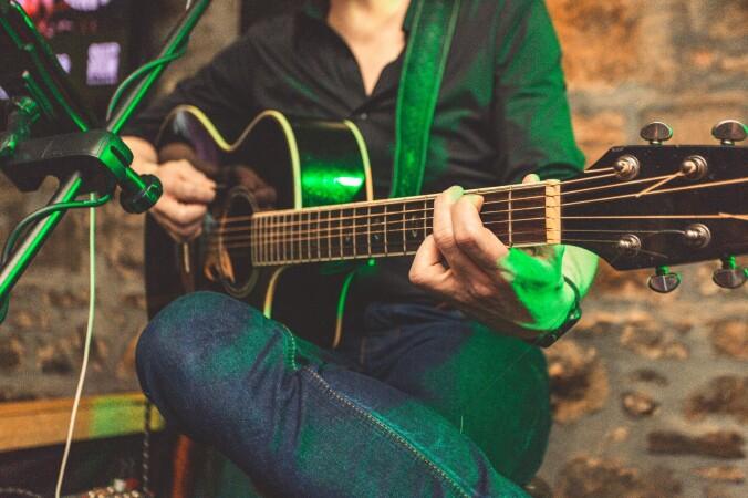 Best Sports Bars in Aberdeen - Malones Aberdeen