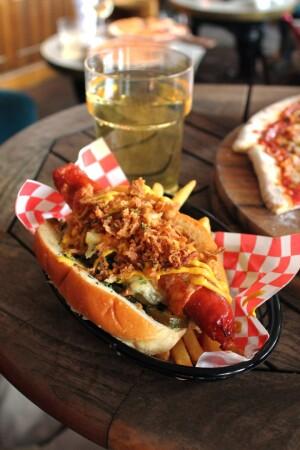 Best Sports Bars in Fulham - The Kings Arms (by Putney Bridge)