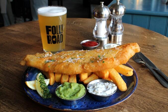 Best Sports Bars in Fulham - The Kings Arms (by Putney Bridge)