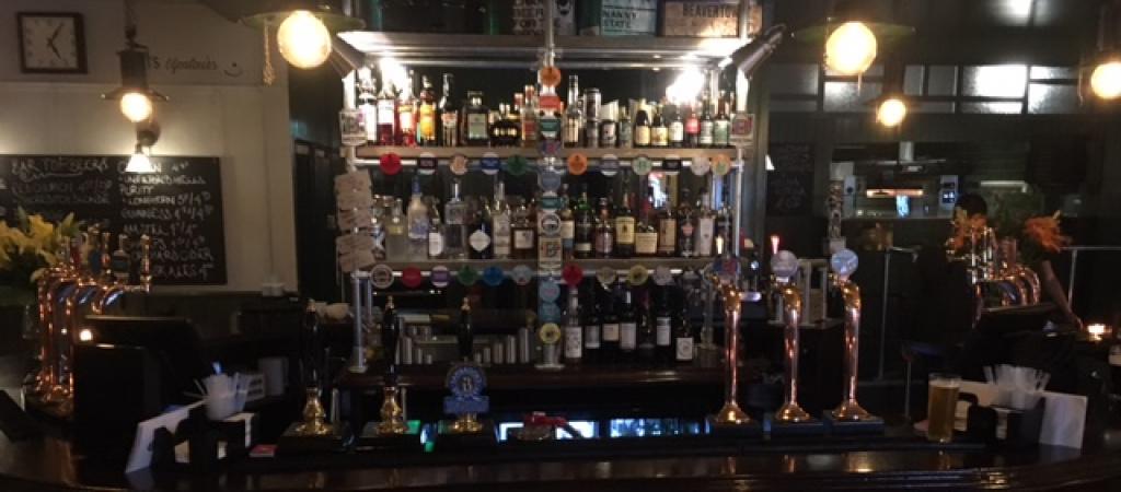 Best Sports Bars in London - Coach & Horses