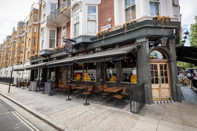 Best Sports Bars in London - Marlborough Arms