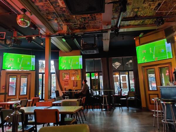Best Sports Bars in London - The Cornershop