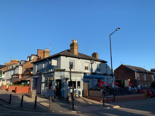 Best Sports Bars in St Albans - The Victoria St Albans