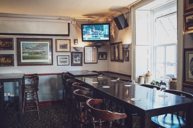 Best Sports Bars in Wrington - Golden Lion