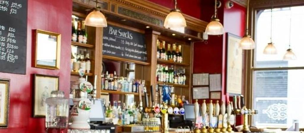 Best Sports Bars in London - The Burlington Arms