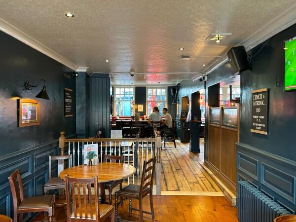 Best Sports Bars in Bexley - George