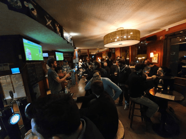 Best Sports Bars in Paris - The Bowler
