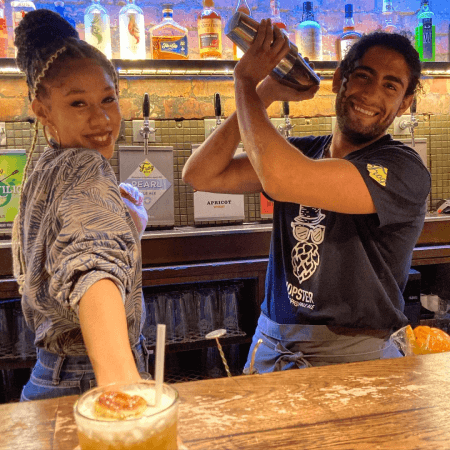 Best Sports Bars in Paris - The Frog & Princess