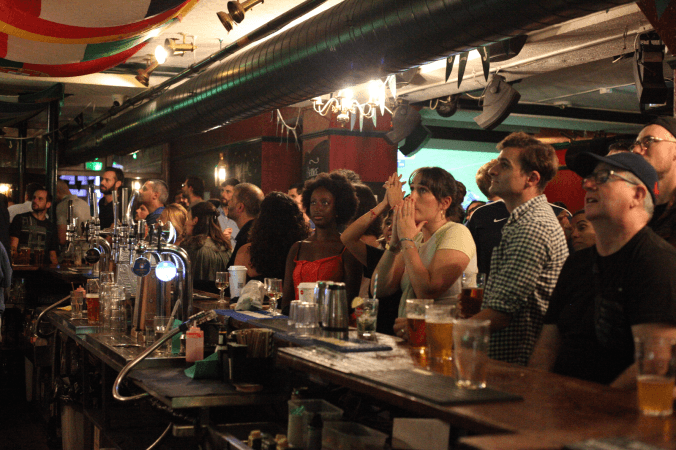 Best Sports Bars in Paris - The Financier