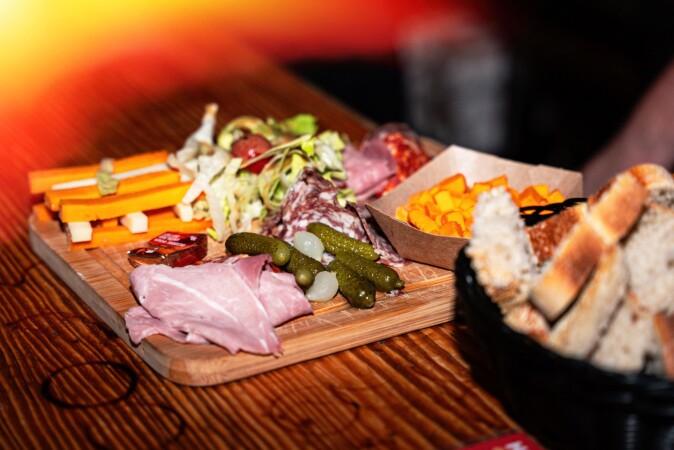 Best Sports Bars in Lille - Café Oz Lille