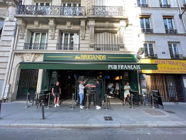 Best Sports Bars in Paris - Les Brigands