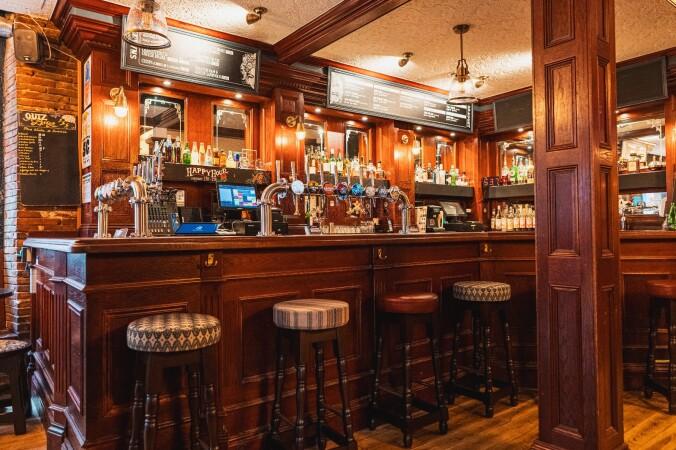 Best Sports Bars in Toulouse - George and Dragon