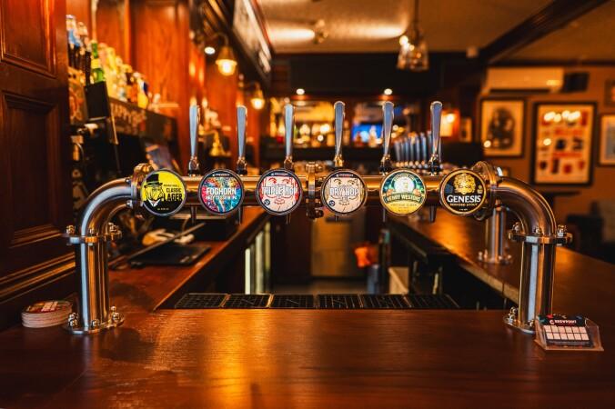 Best Sports Bars in Toulouse - George and Dragon