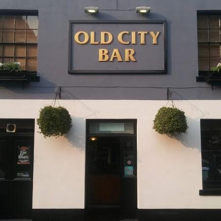 Best Sports Bars in Canterbury - Old City Bar