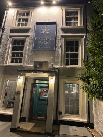 Best Sports Bars in Penzance - Fountain Tavern