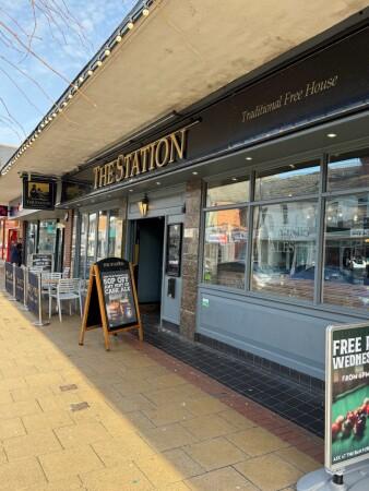 Best Sports Bars in Eastleigh - The Station Eastleigh