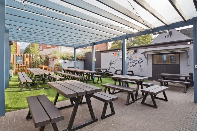 Best Sports Bars in Birmingham - Goose Selly Oak