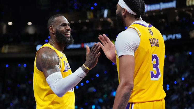 The best bars to watch the biggest Los Angeles Lakers games this season.