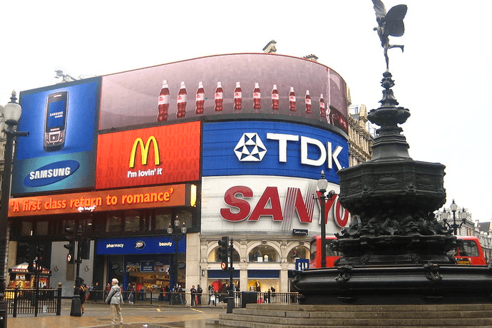 Piccadilly Circus is all about energy, and its sports bars match that vibe—expect buzzing venues, huge screens, and a mix of locals and tourists cheering on their teams.