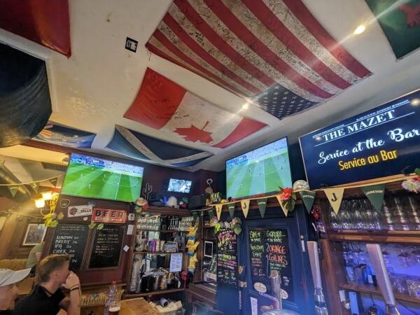 Best Sports Bars in Paris - The Mazet