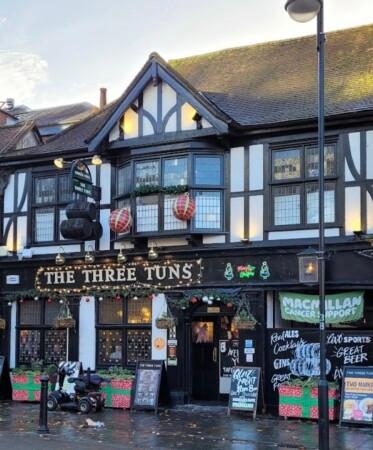 Best Sports Bars in Uxbridge - Three Tuns (Uxbridge)