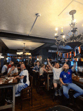 Best Sports Bars in London - St Georges Tavern Pimlico