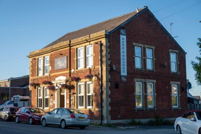 Best Sports Bars in Lammack - Hare & Hounds