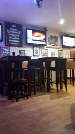 Best Sports Bars in Walthamstow - Georgio’S Sportsbar